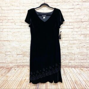 VTG SL Fashions Velvet Dress Size 10 Shift Short Sleeve Beaded Solid Black NWT